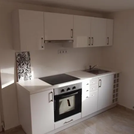 아파트 Fuer 8 Personen Ca 60 Qm In Siofok, Westungarn Plattensee - B57719