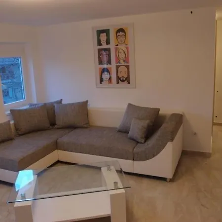 아파트 Fuer 8 Personen Ca 60 Qm In Siofok, Westungarn Plattensee - B57719
